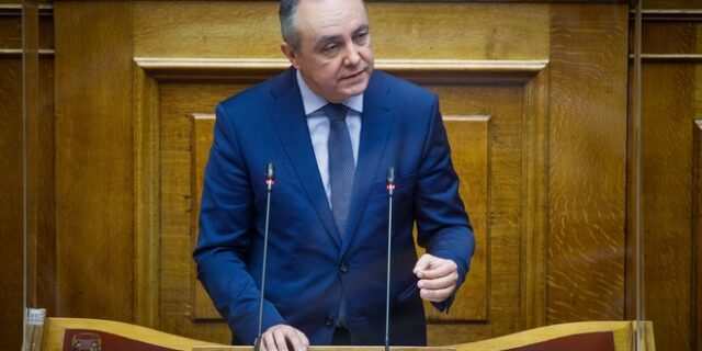 Θεόδωρος Καράογλου: Διαγνώστηκε με καρκίνο στον μαστό – Έκανε αφαίρεση όγκου