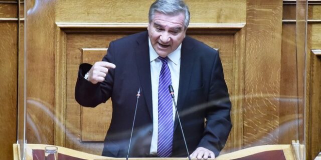 Καστανίδης: “Επιχείρηση συγκάλυψης τεράστιων ευθυνών”