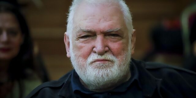 Πέθανε ο Κώστας Καζάκος