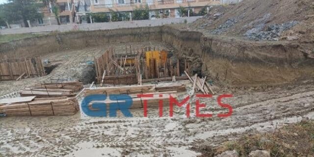 Κέρκυρα: Πώς έγινε το εργατικό δυστύχημα – “Θάφτηκε ζωντανός κάτω από τριαξονικό με χώμα”