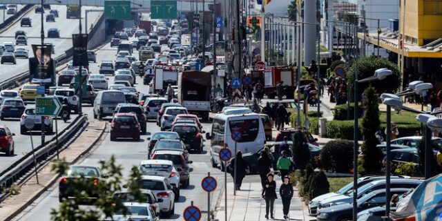 Κίνηση στους δρόμους: Μποτιλιάρισμα στην άνοδο του Κηφισού