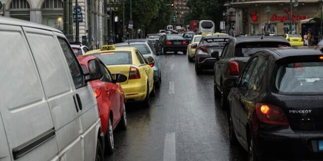 Κίνηση στους δρόμους: Κυκλοφοριακή συμφόρηση στο κέντρο της Αθήνας – LIVE ΧΑΡΤΗΣ