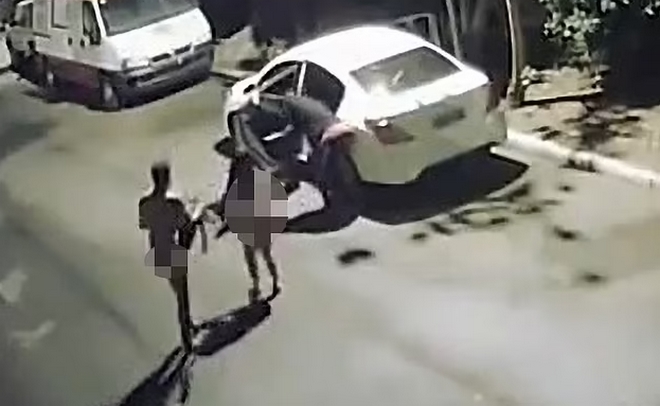 Βραζιλία: Τους έκλεψαν το αυτοκίνητο ενώ έκαναν σεξ και τους άφησαν γυμνούς στο δρόμο