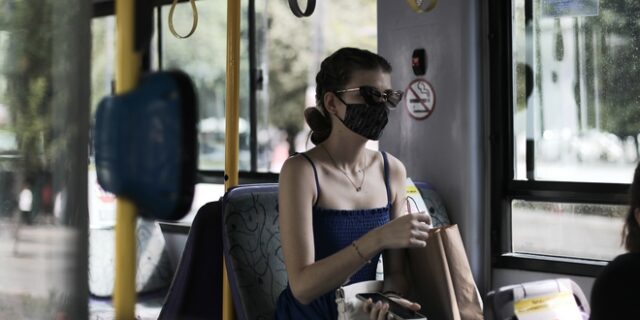 Μέτρα για τους νέους: Φθηνή στέγη και εισιτήρια για τα Μέσα Μεταφοράς