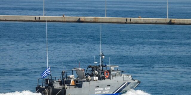 Πύλος: Διασώθηκαν 94 μετανάστες που επέβαιναν σε σκάφος