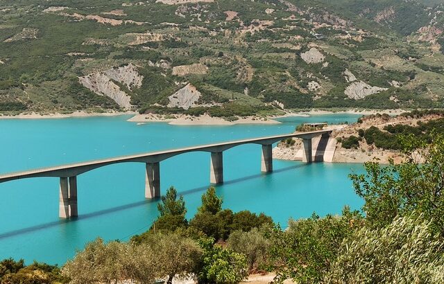 Ευρυτανία: Σημείο σε μεγάλο βάθος στη λίμνη Κρεμαστών πιθανόν σχετίζεται με την εξαφάνιση της 48χρονης