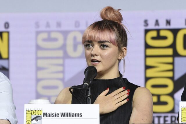 Maisie Williams: Η κακοποίηση από τον πατέρα της και η δασκάλα που την έσωσε