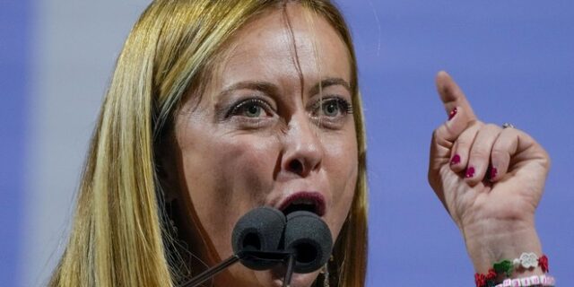 Ιταλία: Eπικοινωνία της Μελόνι με τον Μάριο Ντράγκι – Οι ισορροπίες στoυς συντηρητικούς