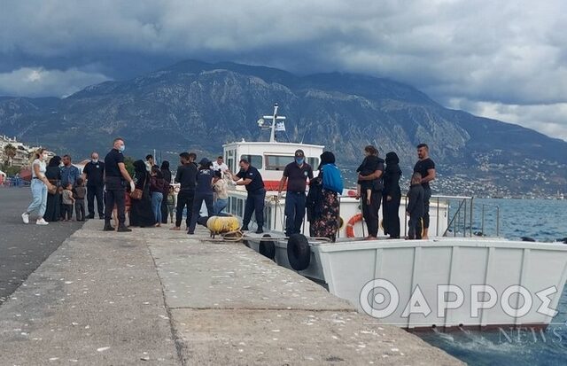 Μεσσηνία: Στο λιμάνι της Καλαμάτας 85 μετανάστες που διασώθηκαν –  Πολλά παιδιά ανάμεσά τους