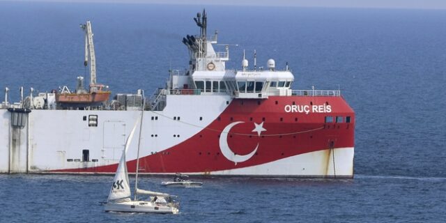 Νέα τουρκική NAVTEX: Ξαναβγαίνει το Oruc Reis για έρευνες βόρεια της Κύπρου