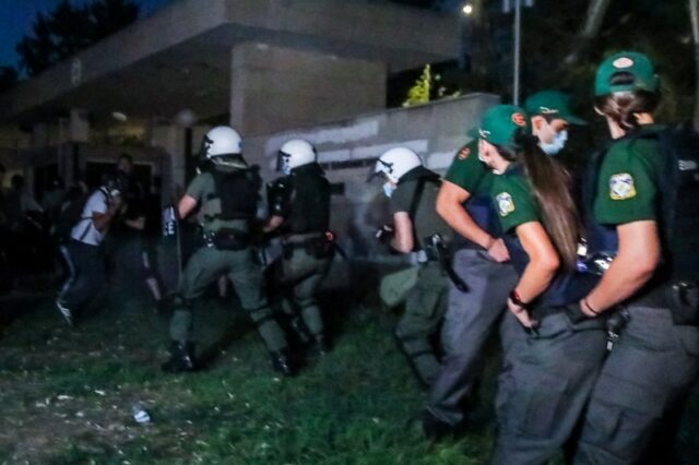 Ένωση Αστυνομικών Θεσσαλονίκης: “Βάζουν την αστυνομία να φυλάει τη πανεπιστημιακή αστυνομία, είναι παράλογο”