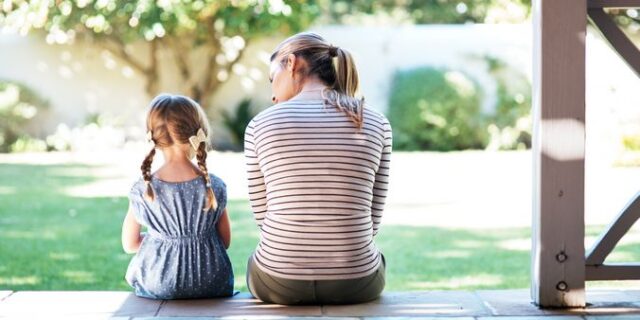 Σχολική προσαρμογή και άγχος γονέων: Χαρακτηριστικά και τρόποι αντίδρασης