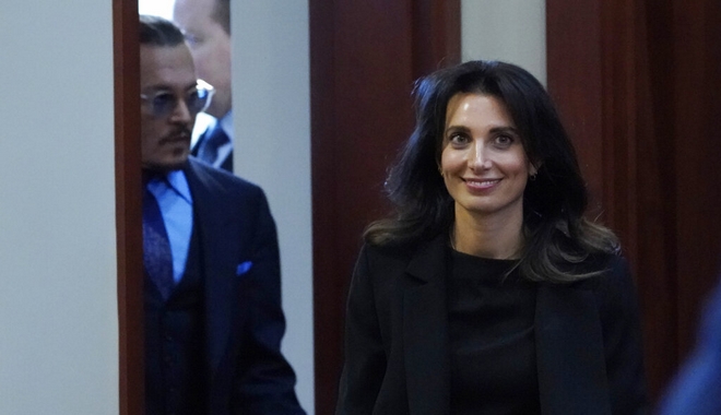 Johnny Depp: Μετά τη νίκη στη δίκη έκανε σχέση με τη δικηγόρο του Joelle Rich