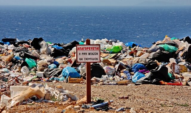 Κομισιόν: Στη δεύτερη θέση της ΕΕ η Ελλάδα στη “μαύρη” λίστα παραβάσεων περιβαλλοντικών κανόνων