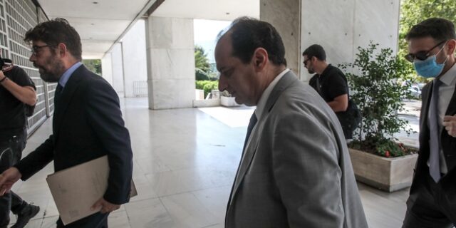 Χρήστος Σπίρτζης: Ίχνη Predator στο κινητό του – Καταγγελία βόμβα από τον ΣΥΡΙΖΑ