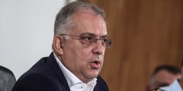 Απάντηση Θεοδωρικάκου στα περί δεύτερου στρατοπέδου Κούρδων τρομοκρατών στο Λαύριο από την “SABAH”
