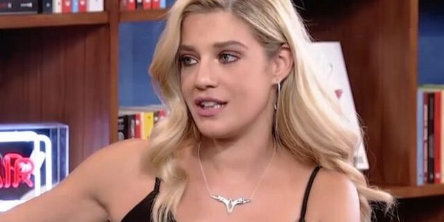 Τζένη Θεωνά: “Σταμάτησα το θέατρο γιατί πιέστηκα συναισθηματικά με το παιδί”