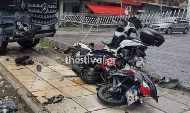 Θεσσαλονίκη: Φορτηγό έπεσε σε σταθμευμένα οχήματα στη Μοναστηρίου