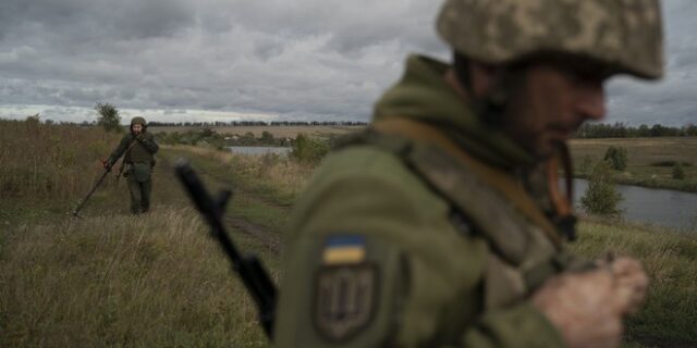 Ανταλλαγή αιχμαλώτων στην Ουκρανία: Αξιωματικοί του Αζοφστάλ ανάμεσα στους 215 απελευθερωθέντες