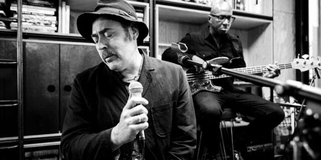 Tindersticks: Η ήρεμη δύναμή τους αποτυπώνεται σε ένα μοναδικό live session
