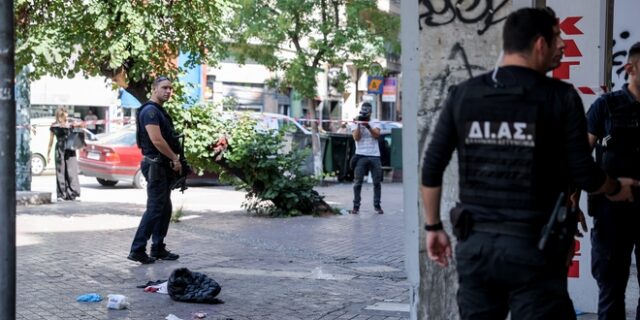 Πλατεία Βάθη: Για διακίνηση μεταναστών και ναρκωτικών έχουν απασχολήσει τις Αρχές τα θύματα