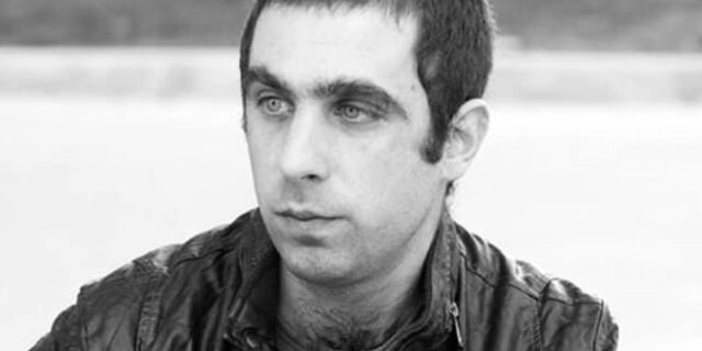 Άρης Μπινιάρης: “Η ζωή μας είναι ήδη εμβολιασμένη με μουσική, αρκεί να την ακούσουμε”