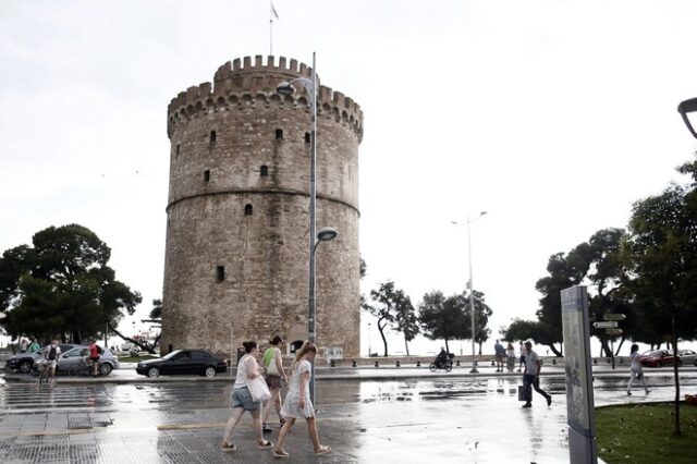 Καιρός Θεσσαλονίκη: Βροχές και καταιγίδες με ύφεση από το απόγευμα