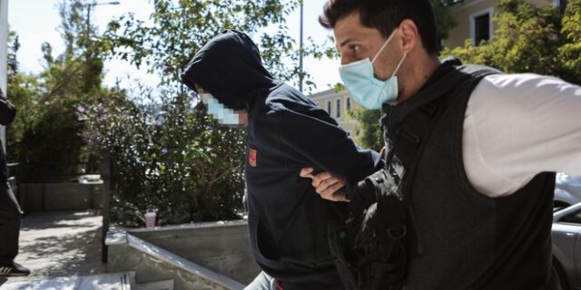 Δικηγόρος οικογένειας 12χρονης: “Το παιδί βιώνει καθημερινό εφιάλτη με τα κανάλια” – Άλλοι πέντε στο στόχαστρο