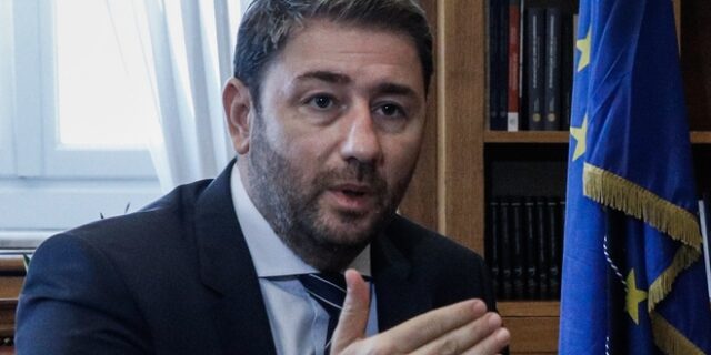 Ανδρουλάκης: Πάνε να συγκαλύψουν ένα σκάνδαλο μέσα από ένα μηχανισμό απορρήτου