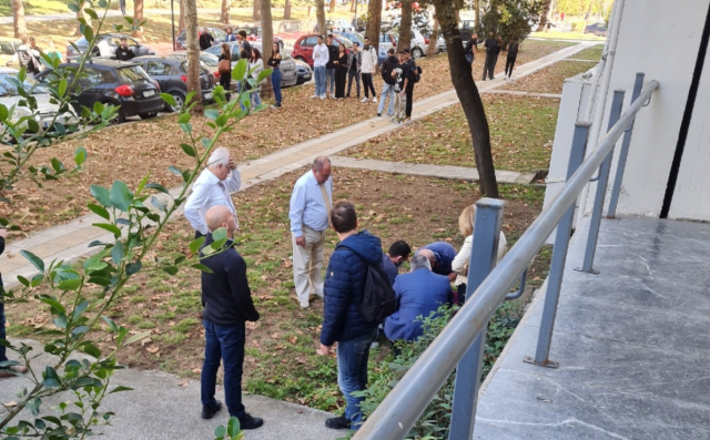 Πτώση φοιτητή στο ΑΠΘ: Καθηγητής του, του πλέκει το εγκώμιο – “Είναι ήρωας”