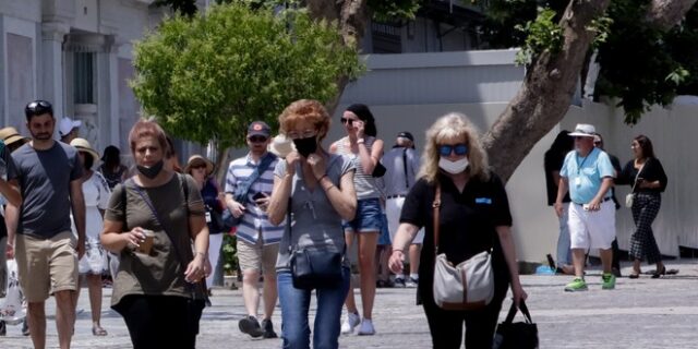 Κορονοϊός: Ήπια αύξηση νοσηλευομένων και διασωληνώσεων – Ανησυχία για την συνύπαρξη με την γρίπη