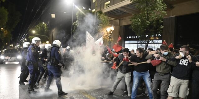 Μικρής έκτασης επεισόδια στην πορεία για την ακρίβεια στην Αθήνα