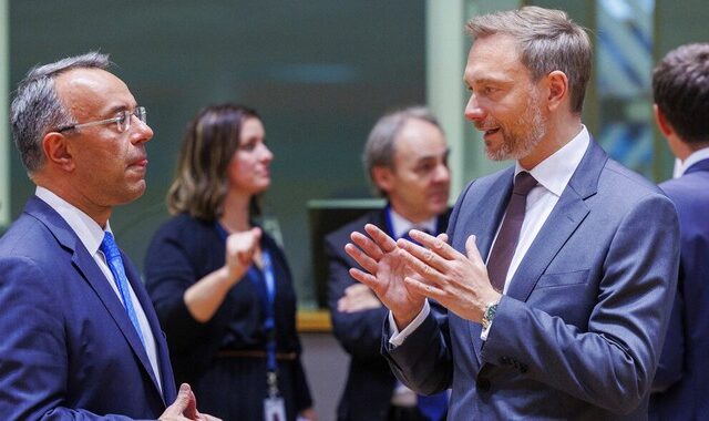 Eurogroup: Η Ευρώπη “ψάχνει” κοινό βηματισμό για την αντιμετώπιση της ενεργειακής κρίσης