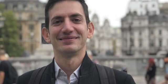 Αντώνης Καλογερόπουλος: Ο Έλληνας έχει “κουραστεί” να ενημερώνεται