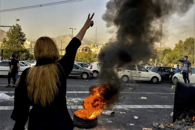 Ιράν: Χίλιοι διαδηλωτές θα δικαστούν για τις ταραχές στην Τεχεράνη