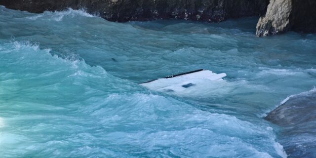 Ναυάγιο στα Κύθηρα: Στους 8 οι νεκροί μετανάστες που ανασύρθηκαν από τη θάλασσα