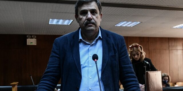 Ειδικό Δικαστήριο – Ξανθός για Κουρουμπλή: “Δεν είχε σκοπό να ωφελήσει τις φαρμακευτικές εταιρείες”