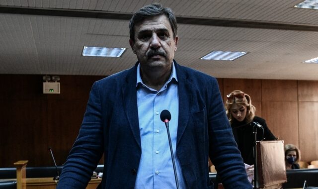 Ειδικό Δικαστήριο – Ξανθός για Κουρουμπλή: “Δεν είχε σκοπό να ωφελήσει τις φαρμακευτικές εταιρείες”