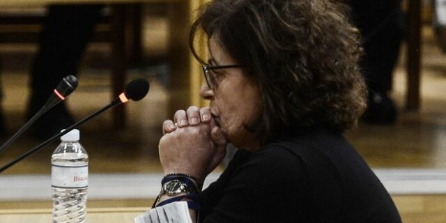 Δίκη Χρυσής Αυγής: Η ανατριχιαστική κατάθεση της Μάγδας Φύσσα – “Ζήτησα να ξυπνήσουν τον Παύλο, αλλά ήταν νεκρός”