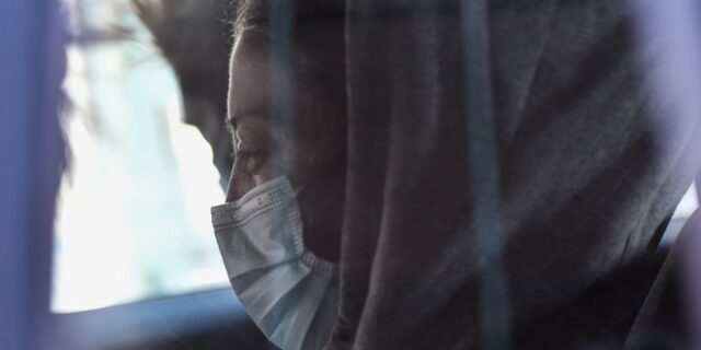 Κολωνός: Μητέρα 12χρονης – “Η ψυχολόγος της ΕΛΑΣ να πιστοποιήσει ότι η κόρη μου λέει αλήθεια ότι είμαι αθώα”
