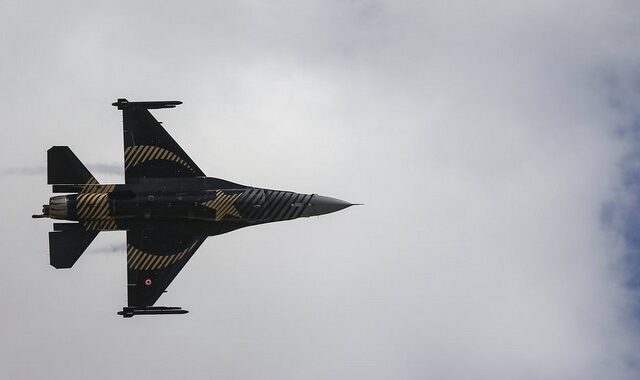 Τουρκικά F-16 πέταξαν πάνω από την Παναγιά και τις Οινούσες