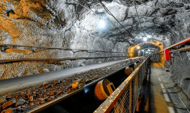 Φωκίδα: Συναγερμός για εγκλωβισμένο εργάτη στα μεταλλεία βωξίτη