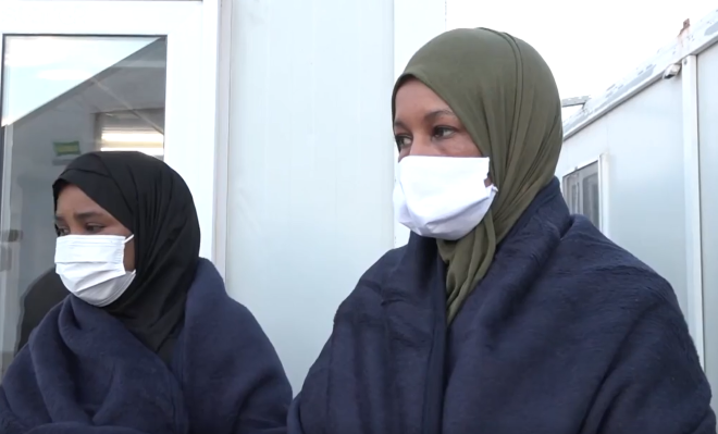 Ναυάγιο στη Λέσβο: Συγκλονίζουν οι μαρτυρίες γυναικών που σώθηκαν – “Οι σοροί βρίσκονταν σχεδόν πάνω μου”