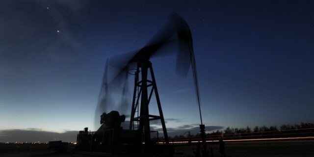 ΟΠΕΚ+: Αποφάσισε σημαντικές περικοπές στην παραγωγή πετρελαίου