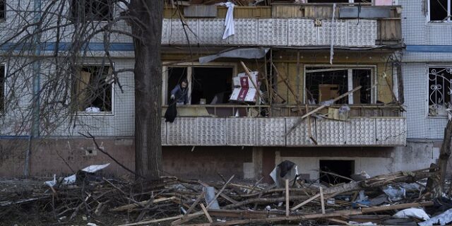 Ουκρανία: Ανελέητο σφυροκόπημα των Ρώσων κατά ενεργειακών και στρατιωτικών υποδομών