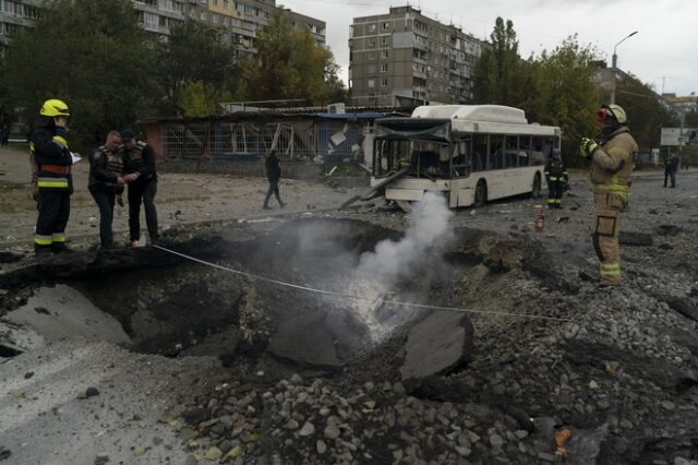 Πόλεμος στην Ουκρανία: Ενδέχεται να είναι εγκλήματα πολέμου οι ρώσικοι βομβαρδισμοί κατά τον ΟΗΕ