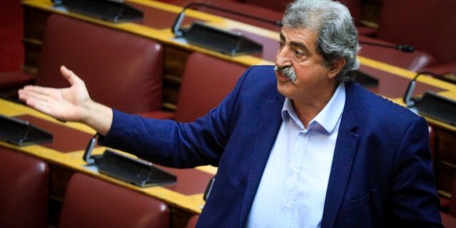 Θερμό επεισόδιο μεταξύ Πολάκη και Σακοράφα στη Βουλή