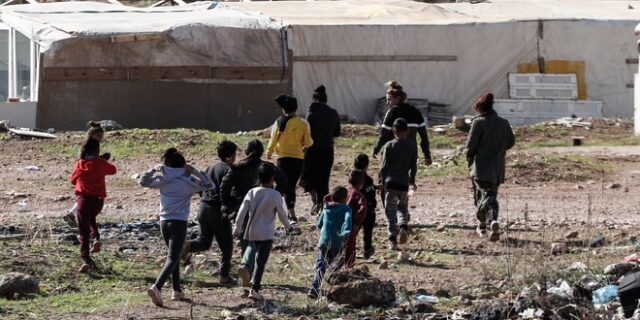 Έρευνα: Το 96% των Ρομά στην Ελλάδα ζει σε κίνδυνο φτώχειας