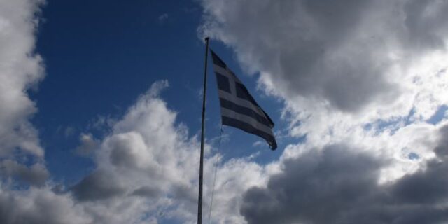 Καιρός: Από την Παρασκευή πέφτει η θερμοκρασία και ενισχύονται οι βοριάδες