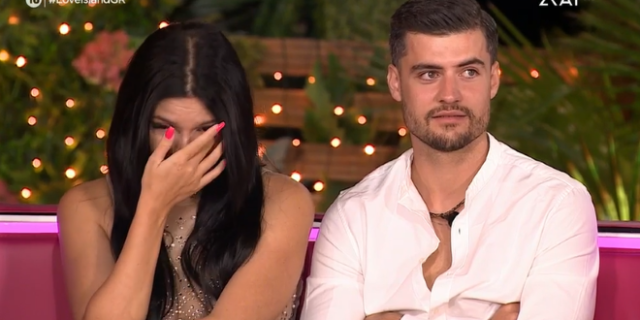 Love Island: Αποχώρηση με κλάματα και αγκαλιές – Νέα παίκτρια “εισβάλει” στην βίλα